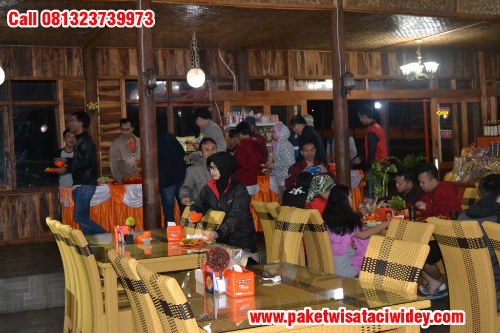 Paket wisata bandung 4 hari 3 malam dari garut