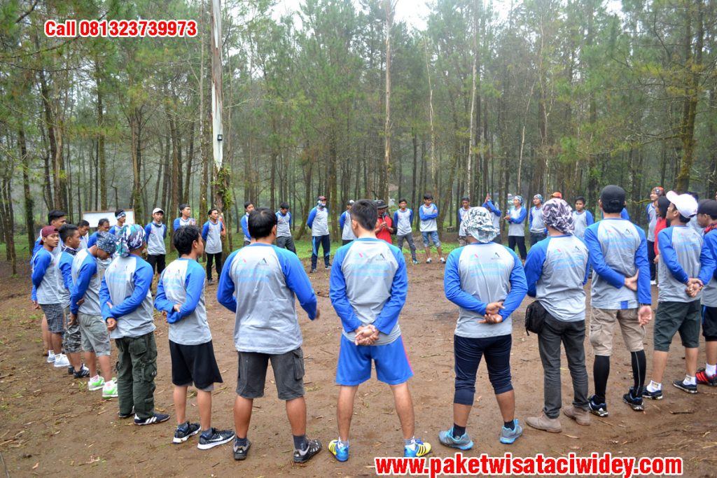 Paket wisata bandung 4 hari 3 malam dari banjarnegara