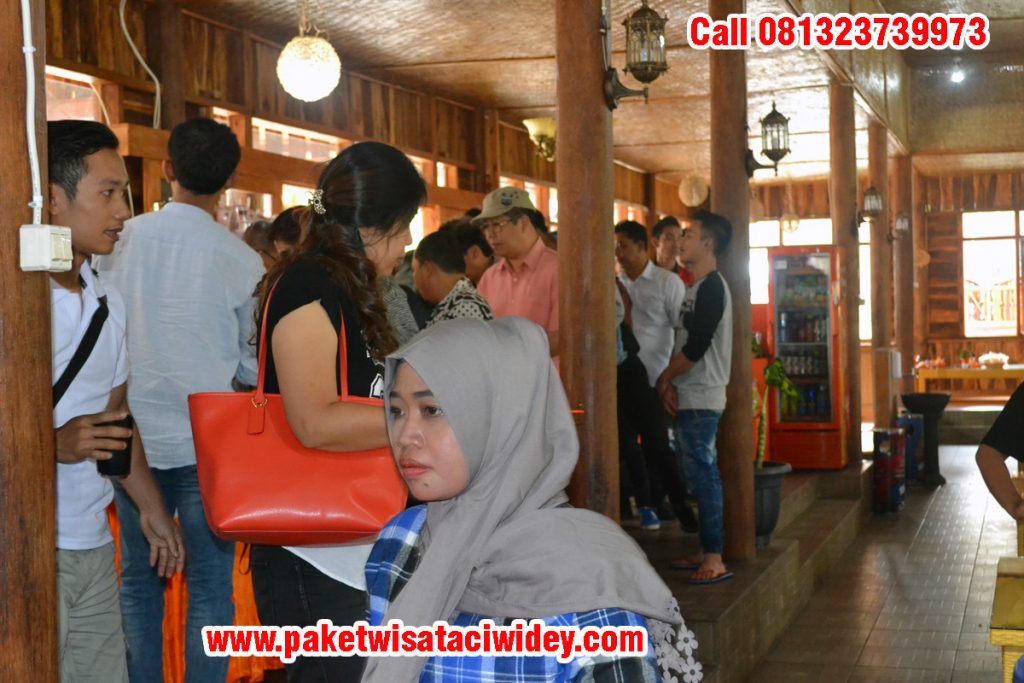 Paket wisata bandung 7 hari 6 malam dari bondowoso