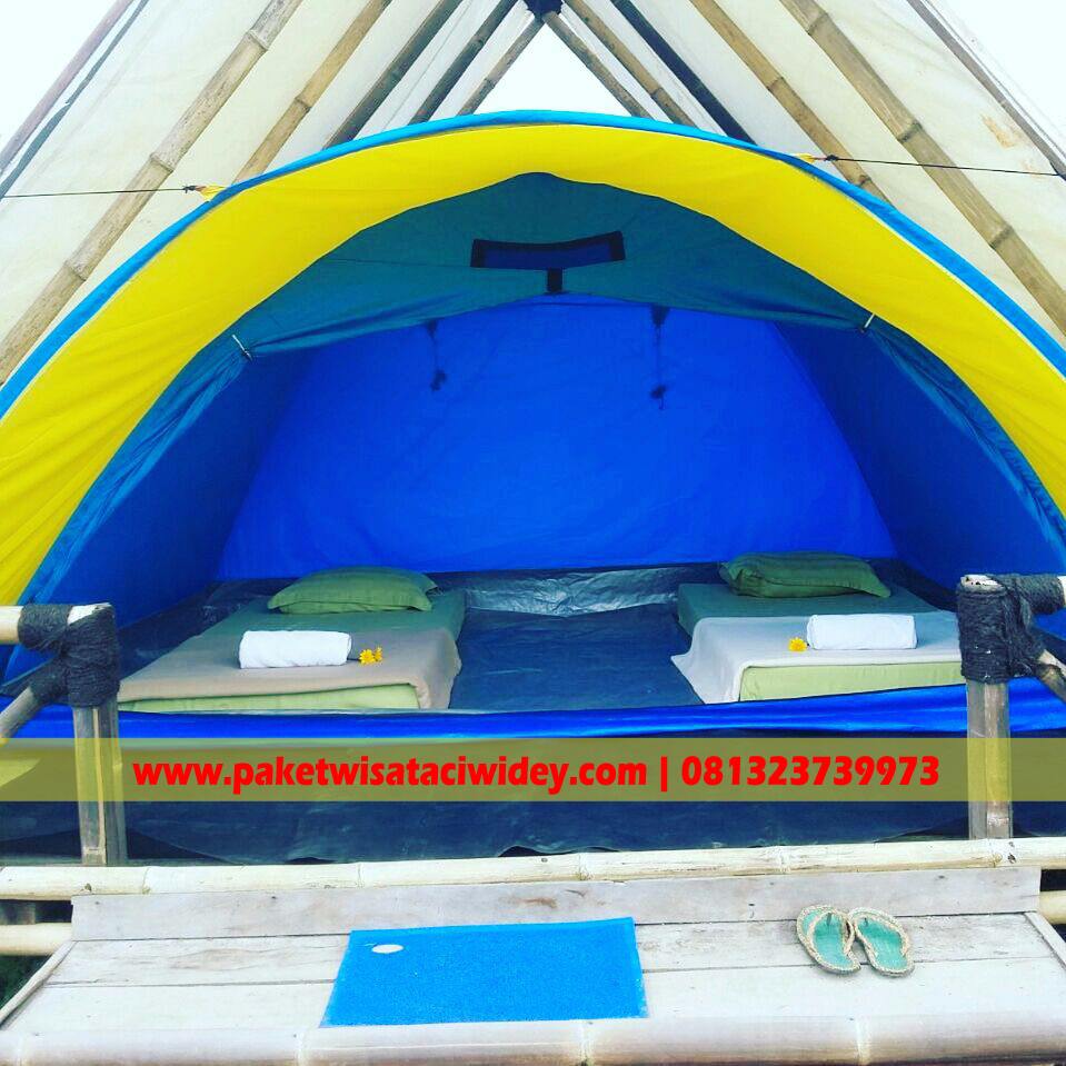 Glamping Lakeside Tent Murah untuk maks 6 orang